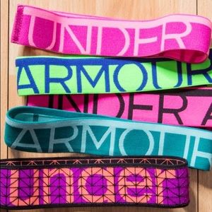 UNDER ARMOUR HEADBAND PINK